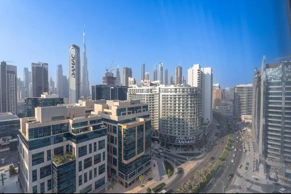 Exquisite Stay In Downtown Burj Khalifa Views With Stunning Pool Dubai 0*,  United Arab Emirates
