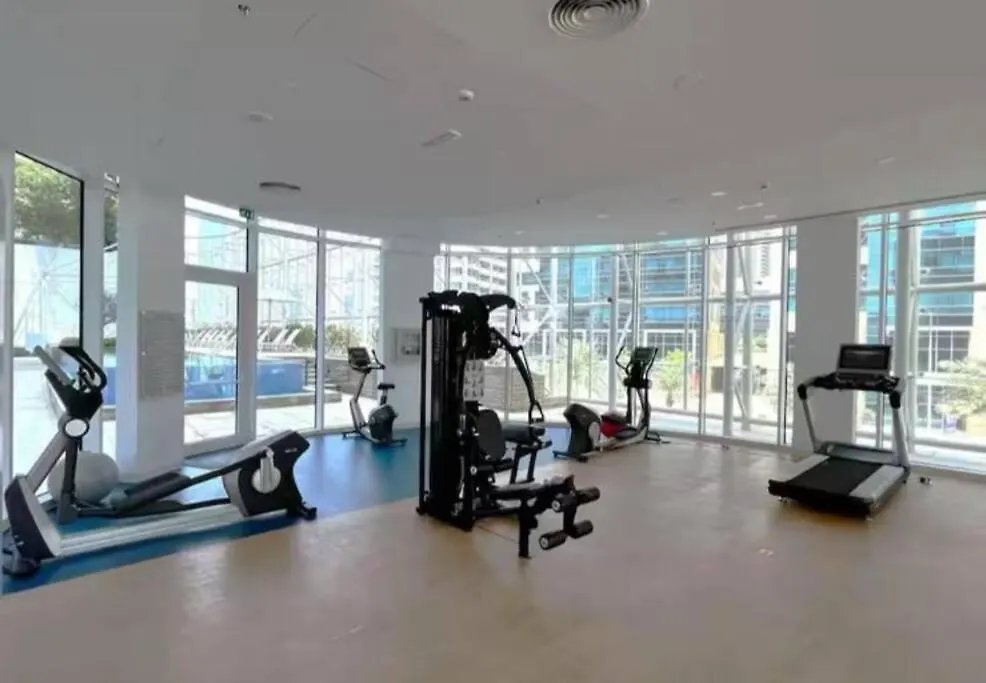 Appartement Exquisite Stay In Downtown Burj Khalifa Views With Stunning Pool Dubai Verenigde Arabische Emiraten